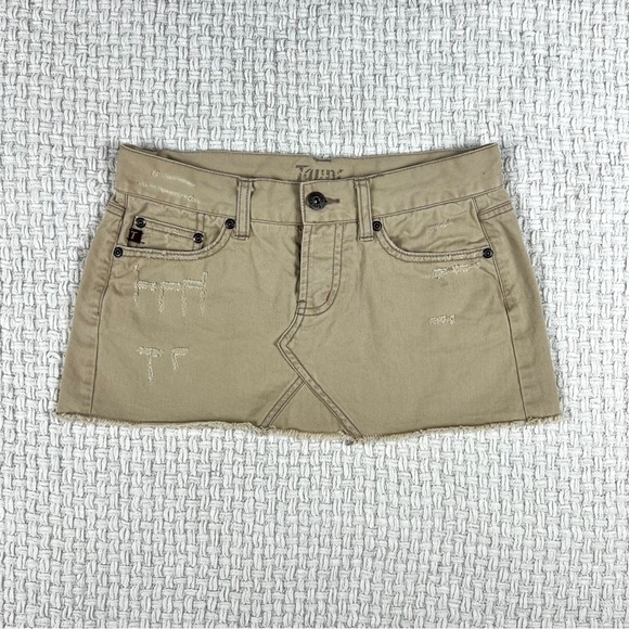 Y2K Taunt Low Rise Micro Mini Skirt - Picture 4 of 7